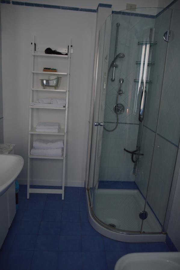 B&B In Villa 西维尔诺瓦·马尔凯 外观 照片